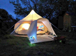 Oak Lotus Belle Tent